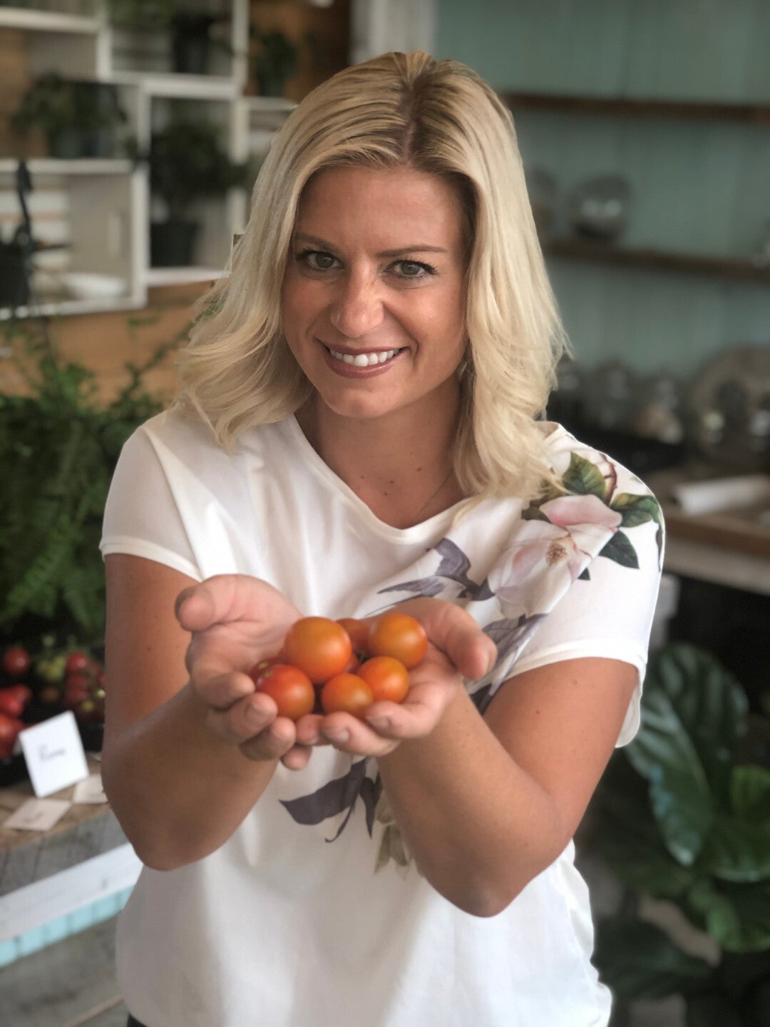 Tomato Orange Zinger 3 Gallon Pot with Cage Debs Greenhouse Garden